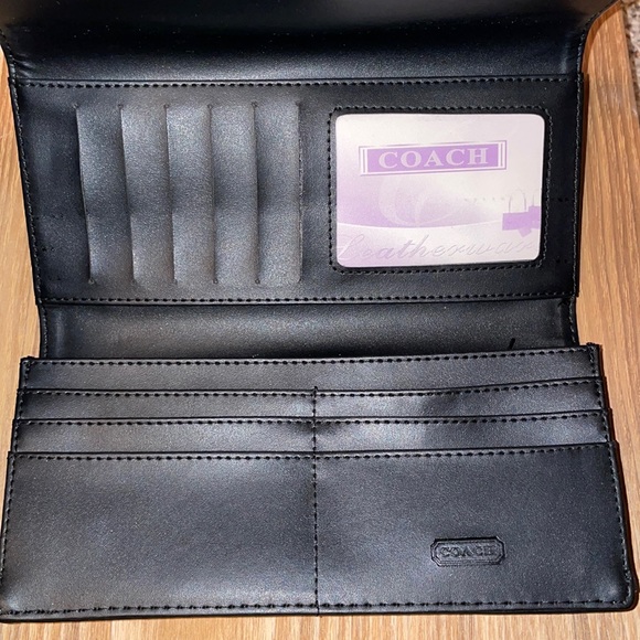 Large Trifold Coach Wallet - Picture 2 of 2